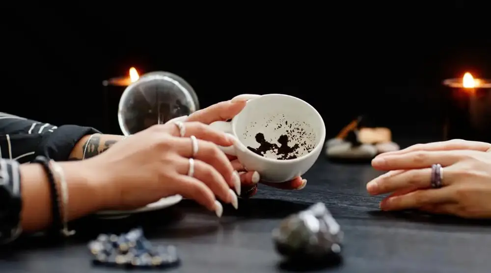 Gledanje u solju za kafu za drugi dio avgusta za sve znake zodijaka. Gledanje u solju za kafu za drugi dio avgusta za sve znake zodijaka.