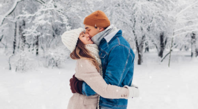 Ulazak u period emocija, sudbinskih susreta i odnosa koji imaju smisao Bik, Rak, Devica, Vaga, Škorpija i Ribe.