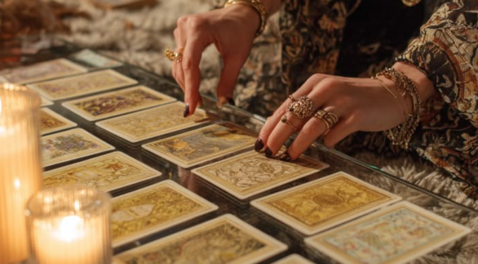 CIGANSKA KARTA DANA: Danas sudbina otkriva istinu svakom znaku Zodijaka!
