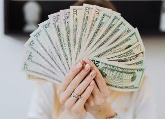 FINANCIJSKE PRILIKE KOJE NE SMIJETE PROPUSTITI: Zvijezde otkrivaju gdje leži zarada koju ovi znakovi NISU NI TRAŽILI!