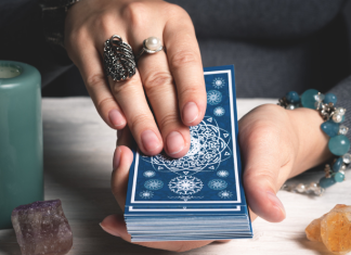 INDIJSKI HOROSKOP do kraja LJETA: Drevna astrologija govori šta vas čeka u LJUBAVI i NOVCU u OVOM PERIODU!