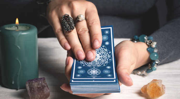 INDIJSKI HOROSKOP do kraja LJETA: Drevna astrologija govori šta vas čeka u LJUBAVI i NOVCU u OVOM PERIODU!