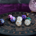 INDIJSKI HOROSKOP do kraja PROLJEĆA: Drevna astrologija otkriva šta vas čeka u LJUBAVI i NOVCU u OVOM PERIODU!