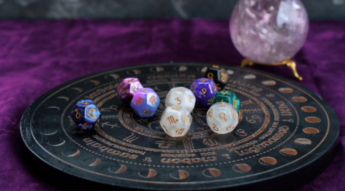 INDIJSKI HOROSKOP do kraja PROLJEĆA: Drevna astrologija otkriva šta vas čeka u LJUBAVI i NOVCU u OVOM PERIODU!