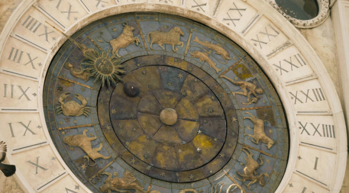 NEMOJTE PRESKOČITI OVAJ HOROSKOP: Zvijezde nose PORUKU koja će vas ODUŠEVITI!