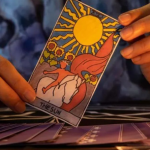 SUDBINA DANAS ŠALJE MOĆNE PORUKE: Ciganska karta otkriva šta očekuje svaki znak Zodijaka!