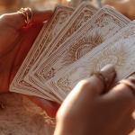 CIGANSKA KARTA DANA OTKRIVA SUDBINU: Velike prilike su pred svim znacima Zodijaka – nekome stiže LJUBAV, nekome NOVAC, a nekome VIJEST KOJA MIJENJA SVE!