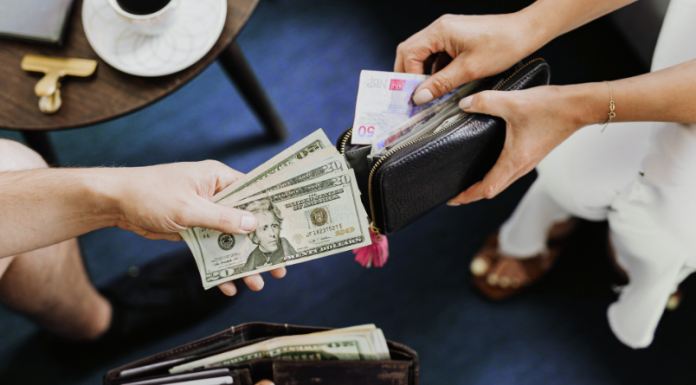 FINANSIJSKA VIJEST STIŽE PRIJE 20. SEPTEMBRA: Ovim znakovima jedna cifra može donijeti mnogo veće olakšanje nego što očekuju!