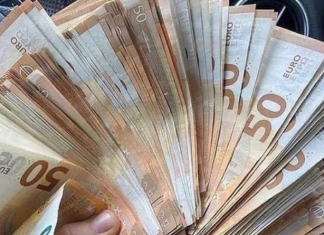 DOSTA JE BILO BESPARICE – ZVIJEZDE OTVARAJU VRATA VELIKOG BOGATSTVA: U narednom periodu pojedine znakove očekuju OGROMNA FINANSIJSKA SREĆA, NOVI IZVORI ZARADE I KARMIČKE NAGRADE ZA SAV NJIHOV TRUD, dok će drugi MORATI PAŽLJIVO ČUVATI SVAKI NOVČIĆ!