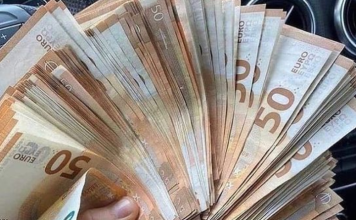 DOSTA JE BILO BESPARICE – ZVIJEZDE OTVARAJU VRATA VELIKOG BOGATSTVA: U narednom periodu pojedine znakove očekuju OGROMNA FINANSIJSKA SREĆA, NOVI IZVORI ZARADE I KARMIČKE NAGRADE ZA SAV NJIHOV TRUD, dok će drugi MORATI PAŽLJIVO ČUVATI SVAKI NOVČIĆ!